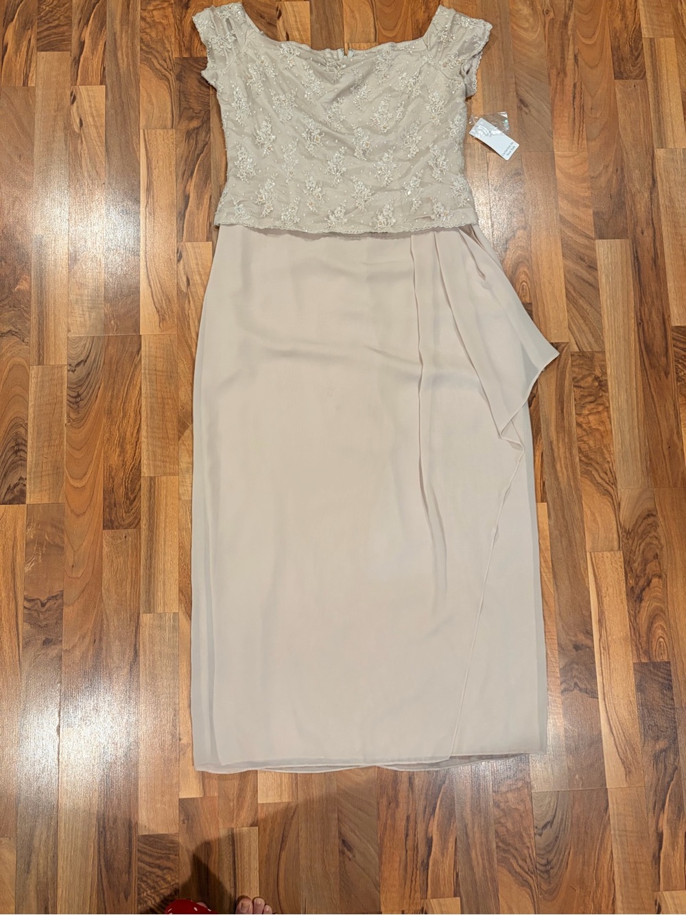 Cachet Lace Bodice maxiDress in Light Taupe - Picture 2 of 7